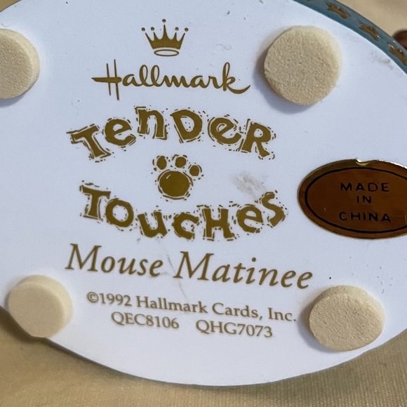 Tender Touch 'Mouse Matinee' Hallmark Figurine - Picture 6 of 7
